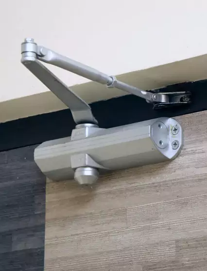 Professional Door Closer Installation Plantation, FL